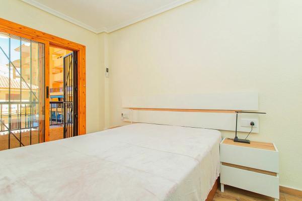 Piso en avenida de los Europeos, 51