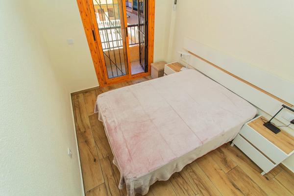 Piso en avenida de los Europeos, 51