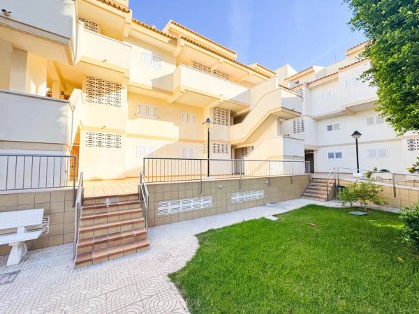 Chalet pareado en avenida de Inglaterra