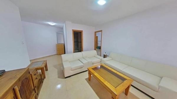 Piso en Barrio Cabo Cervera