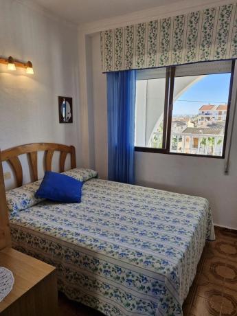 Piso en Barrio Cabo Cervera