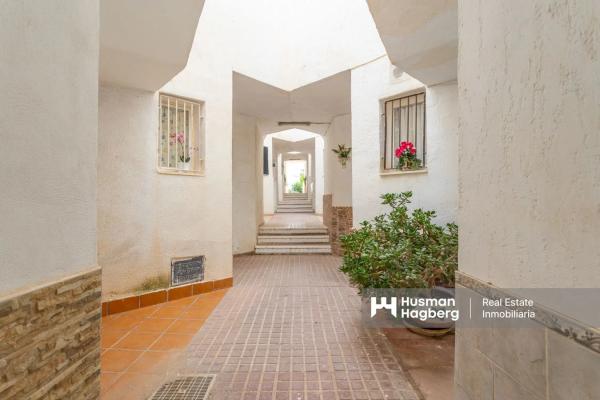 Chalet adosado en calle Cuenca