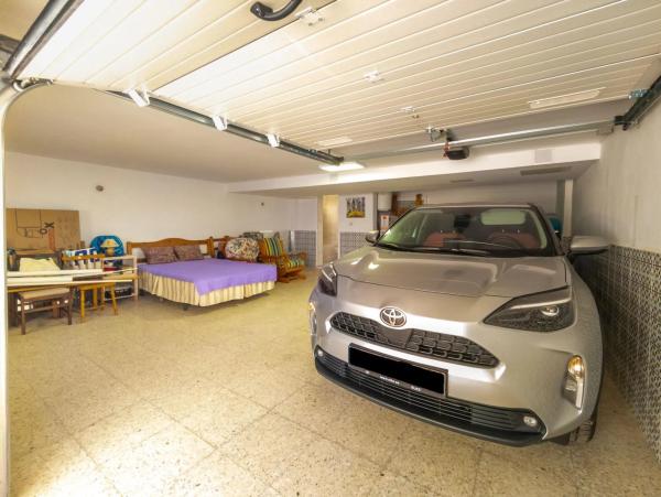 Chalet adosado en calle del Ancla