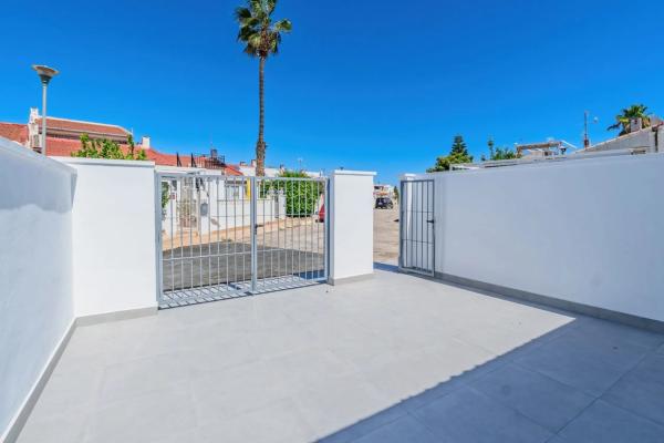 Chalet adosado en calle Rafael GuerraGuerrita, 329