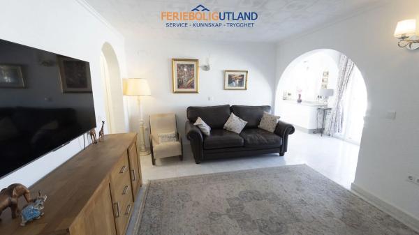 Casa independiente en avenida Yeste, 50