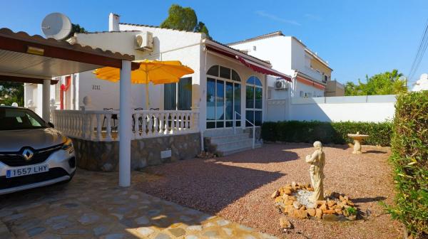 Chalet en Barrio La Siesta - El Salado - Torreta