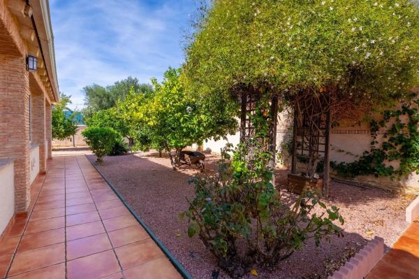 Casa independiente en calle Botticelli, 2