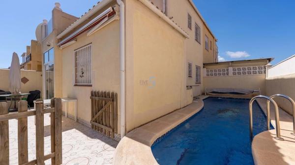 Chalet en Barrio La Siesta - El Salado - Torreta