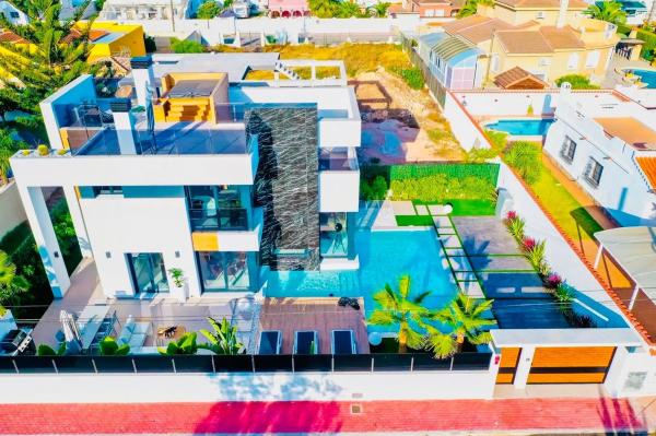 Chalet en Barrio La Siesta - El Salado - Torreta