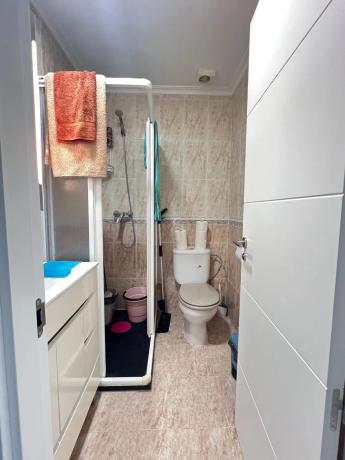 Chalet pareado en calle Castaño, 450