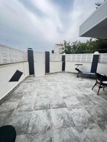 Chalet pareado en calle Castaño, 450