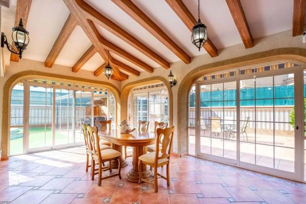 Casa independiente en calle Velázquez