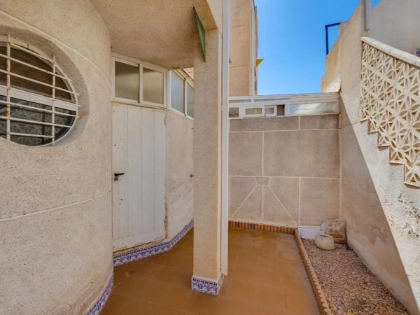 Chalet adosado en calle Gaviota, 44 -2