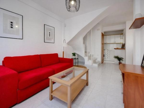 Chalet adosado en calle Gaviota, 44 -2