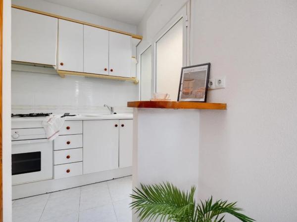 Chalet adosado en calle Gaviota, 44 -2