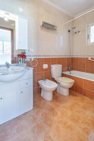 Casa independiente en calle las Abubillas