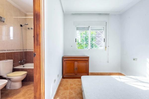 Casa independiente en calle las Abubillas