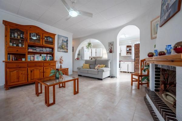 Chalet en Barrio La Siesta - El Salado - Torreta