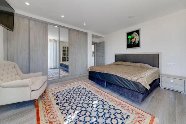 Casa independiente en avenida Elche Bal