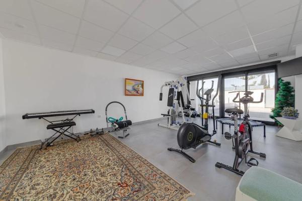 Casa independiente en avenida Elche Bal