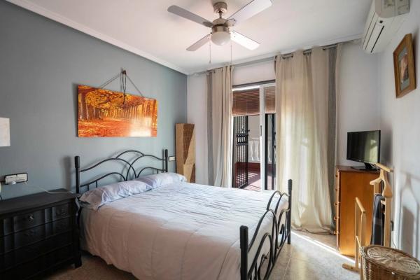 Chalet adosado en calle la Sagra