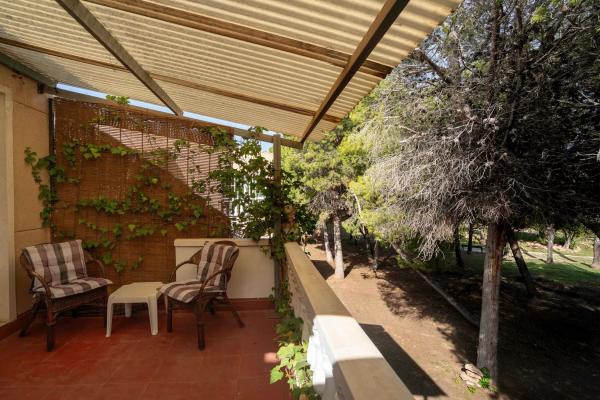 Chalet adosado en calle la Sagra