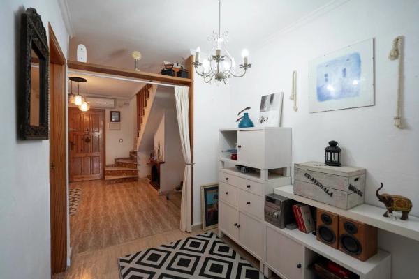 Chalet adosado en calle la Sagra