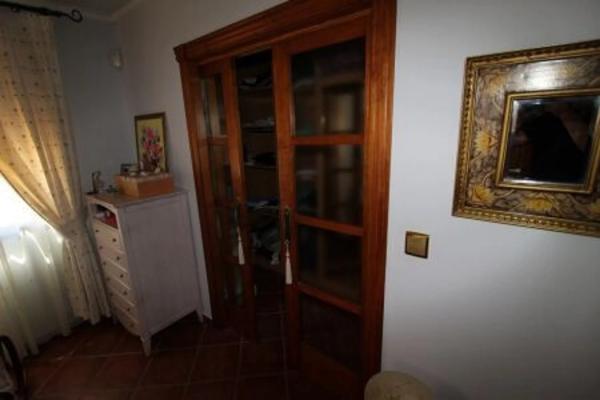 Chalet pareado en calle Ruidera, 87