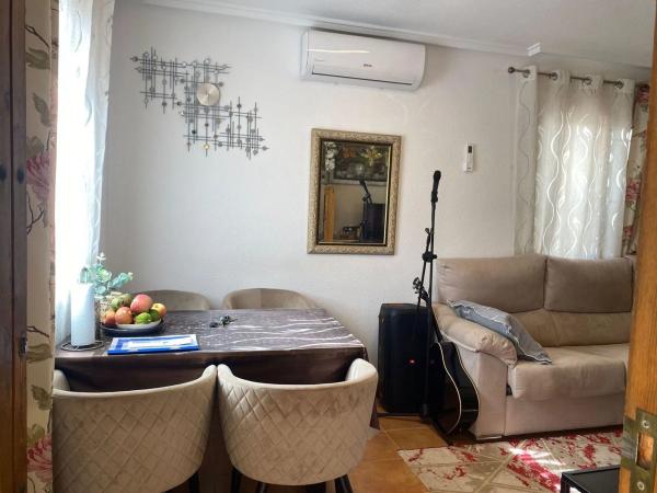 Chalet adosado en calle Escorpiones, 1