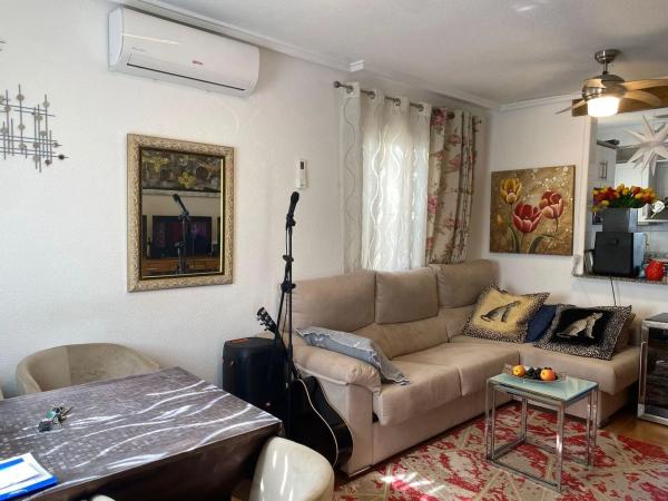 Chalet adosado en calle Escorpiones, 1