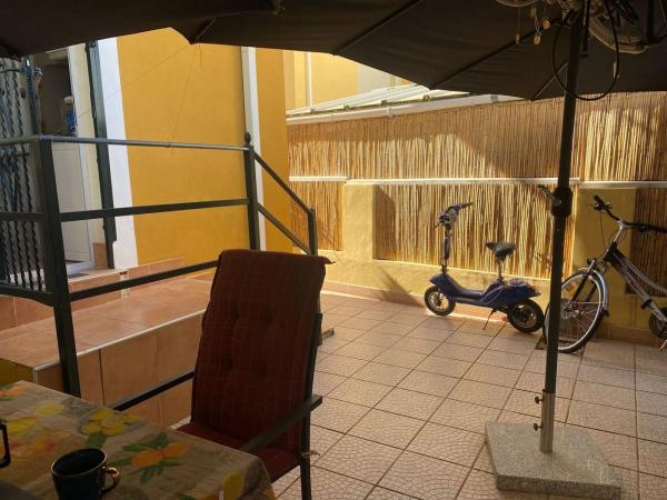 Chalet adosado en calle Escorpiones, 1