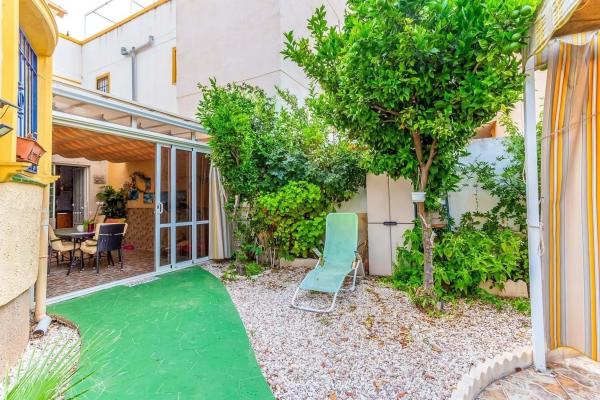 Chalet en Barrio Los Balcones - Los Altos del Edén