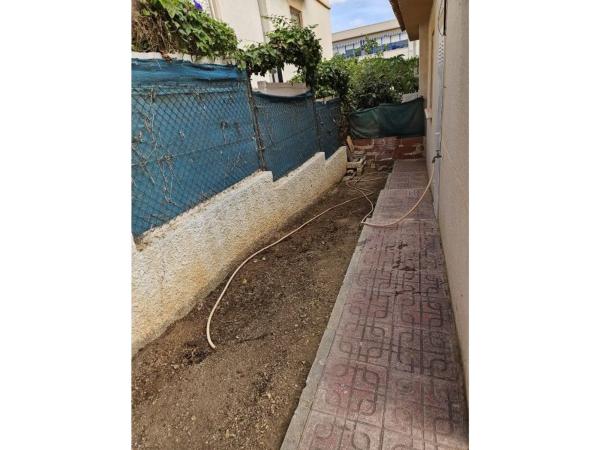 Chalet adosado en Vía, 13