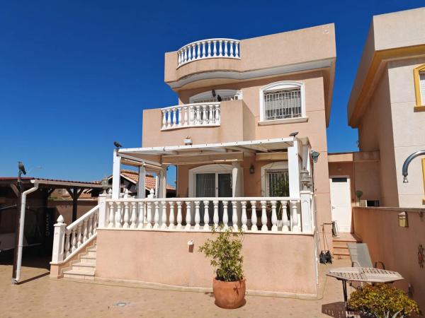 Casa independiente en avenida Sol Naciente, 30 b