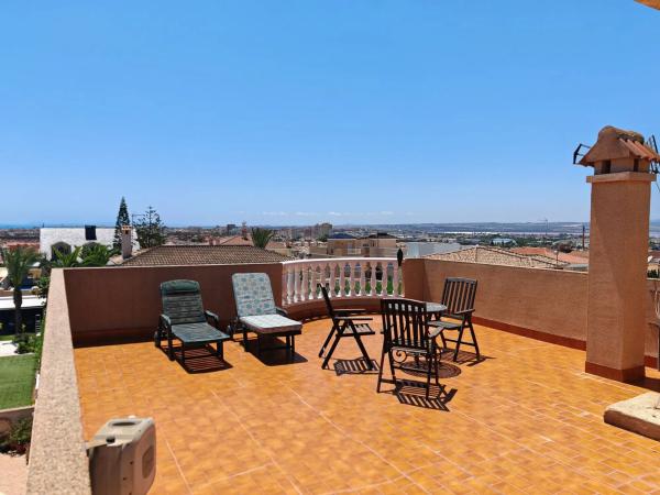 Casa independiente en avenida Sol Naciente, 30 b