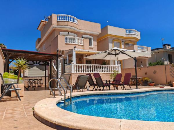 Casa independiente en avenida Sol Naciente, 30 b