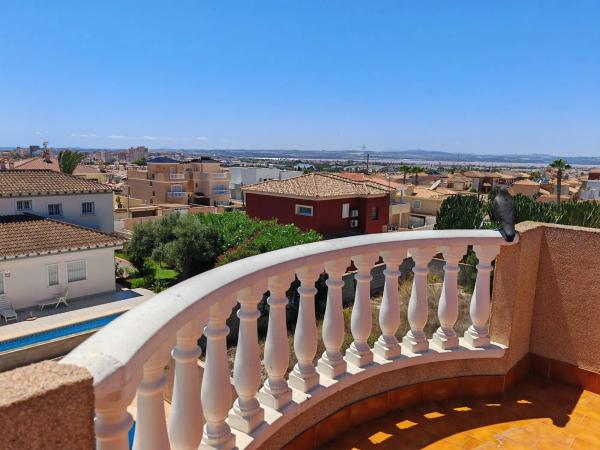 Casa independiente en avenida Sol Naciente, 30 b