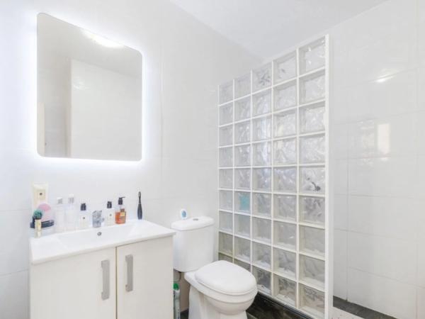 Chalet adosado en calle Londres, 11 -5