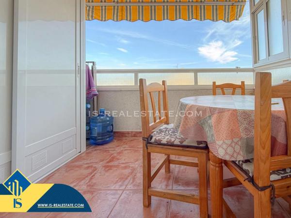 Chalet en calle Joven Pura, 57