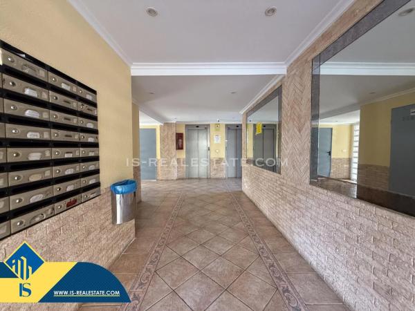 Chalet en calle Joven Pura, 57