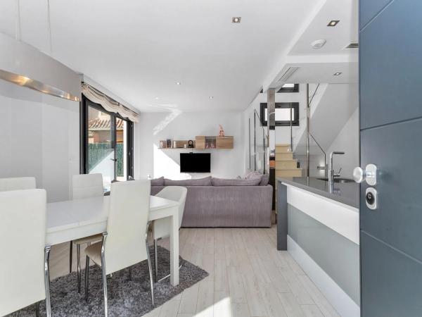 Chalet en calle Maite Pagazaurtundua Ruiz, 2