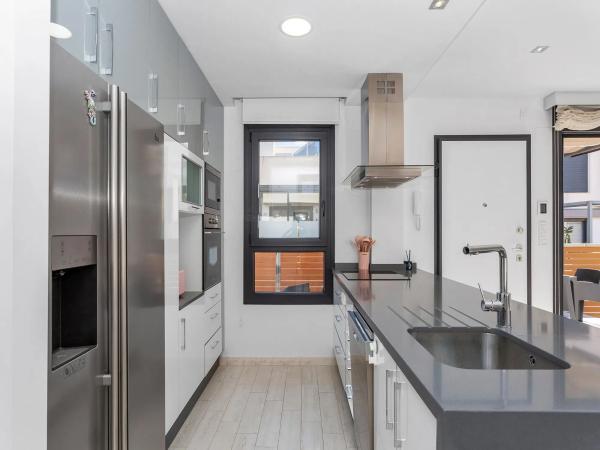 Chalet en calle Maite Pagazaurtundua Ruiz, 2