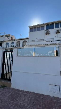 Casa independiente en ronda José Samper García, 67