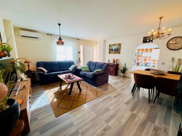 Chalet pareado en calle del Toboso