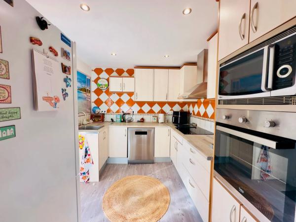 Chalet pareado en calle del Toboso