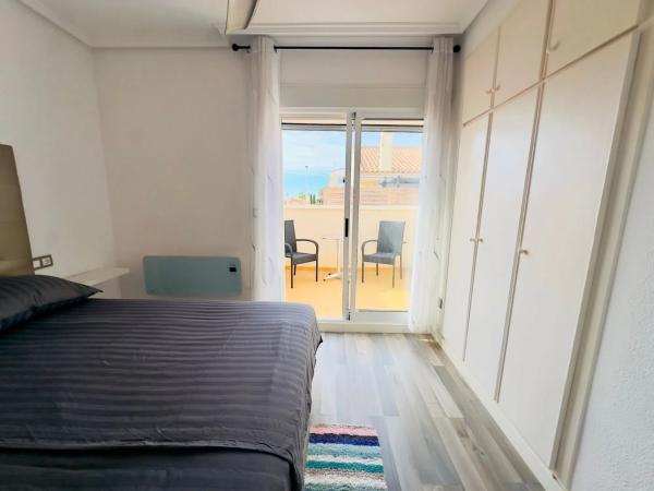 Chalet pareado en calle del Toboso