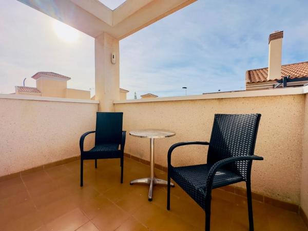 Chalet pareado en calle del Toboso