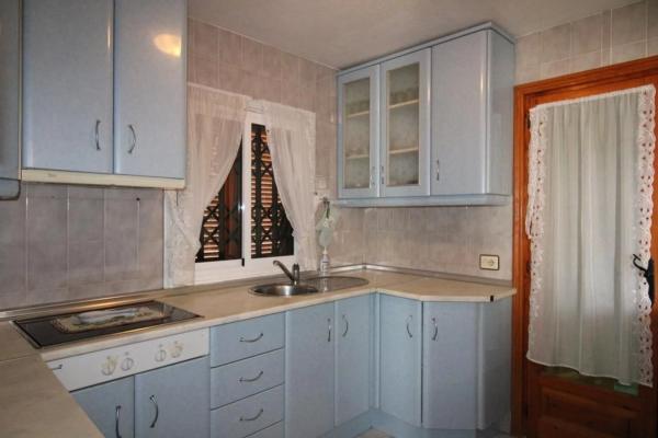 Chalet adosado en calle Aquiles