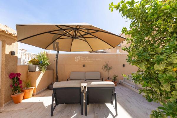 Chalet pareado en calle Fray Luis de León