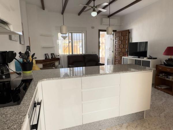 Chalet adosado en calle Doctor Alexander Fleming, 75